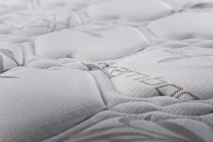 Densidad de los colchones. Cruz Hogar Berazategui